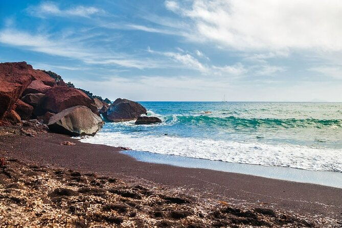 santorini-oia-caldera-classic-day-shared-cruise-with-bbq-drinks