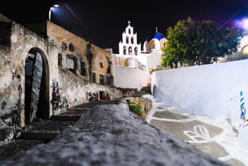 Santorini: Oia Cultural Highlights Sunset Walking Tour - FAQ