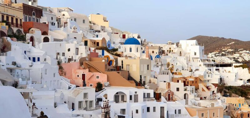 Santorini: Oia Walking Tour and Lighthouse Sunset with Wine - Final Thoughts: Who Will Love This Tour?