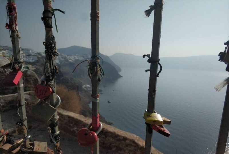 santorini-panoramic-firostefani-oia-blue-dome-private-tour