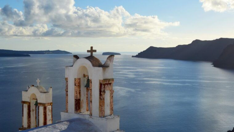 santorini-panoramic-firostefani-oia-blue-dome-private-tour