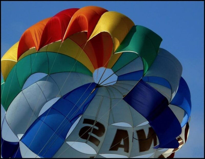 santorini-parasailing-flight-experience-at-black-beach-2