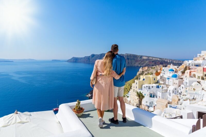Santorini: Photo Shoot with a Private Vacation Photographer - The Value of the Experience