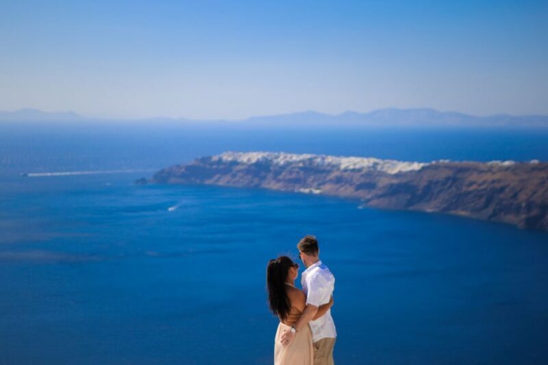 Santorini: Photo Shoot with a Private Vacation Photographer - Testimonials from Real Travelers