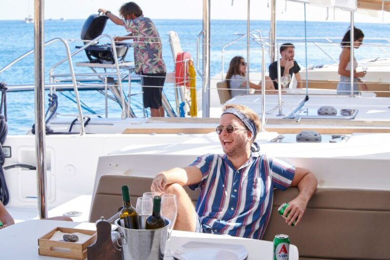 santorini-platinum-catamaran-cruise-w-bbq-meal-open-bar