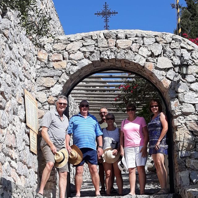 Santorini: Private 5-Hour Hidden Gems Experience - Who Should Consider This Tour?