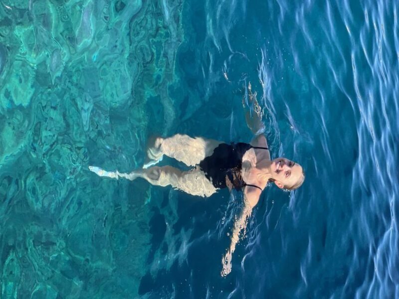 Santorini: Private Boat Tour with Sea Caves and Hot Springs - Final thoughts