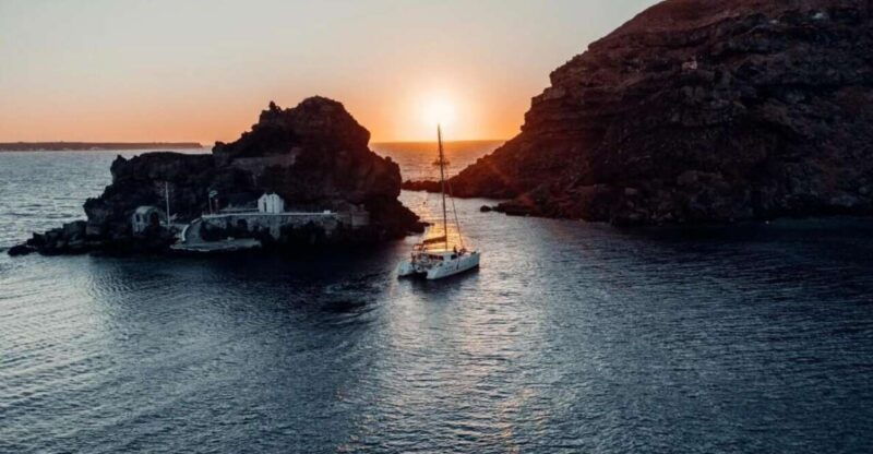 santorini-private-catamaran-cruise-with-bbq-meal-and-drinks