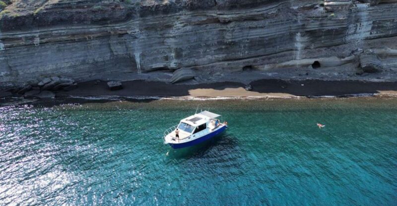 Santorini Private Cruise Sightseeing Tour with BBQ & Drinks - An Intimate Exploration of Santorini by Boat