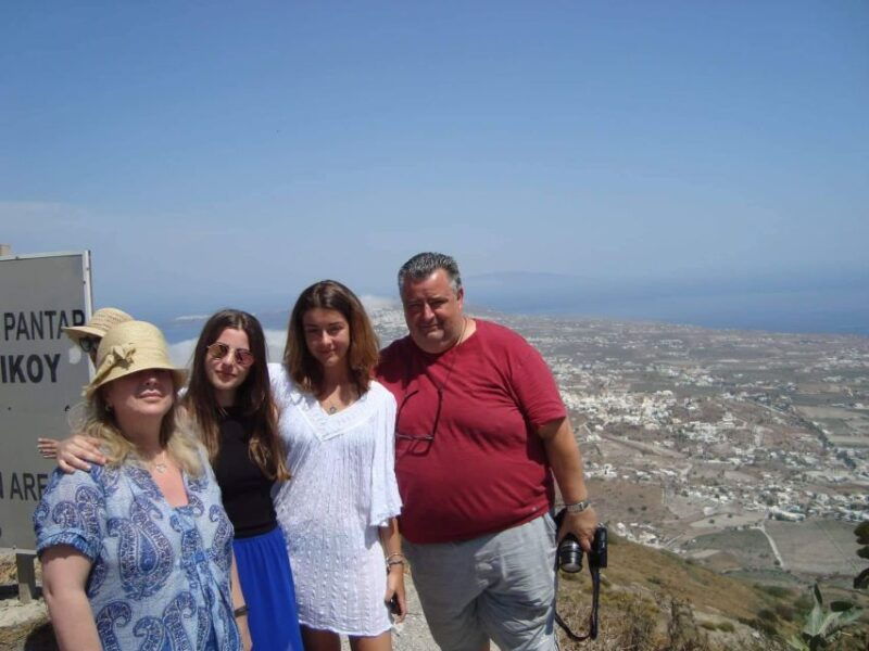 santorini-private-day-tour-with-guide