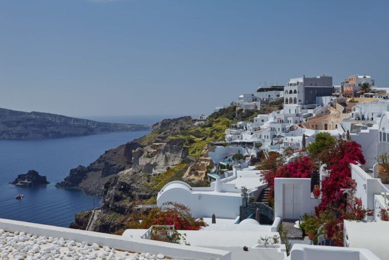 santorini-private-day-tour-with-guide