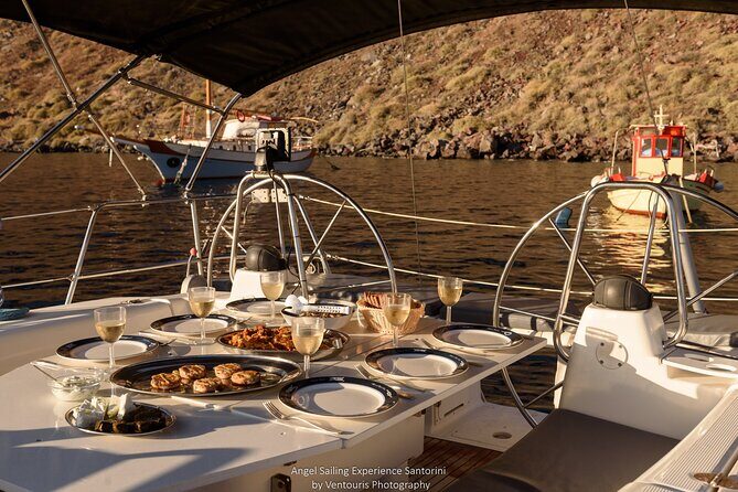 Santorini Private Daytime Sailing Cruise with Meal, Drinks &Transfer included - Who Is This Tour Best For?