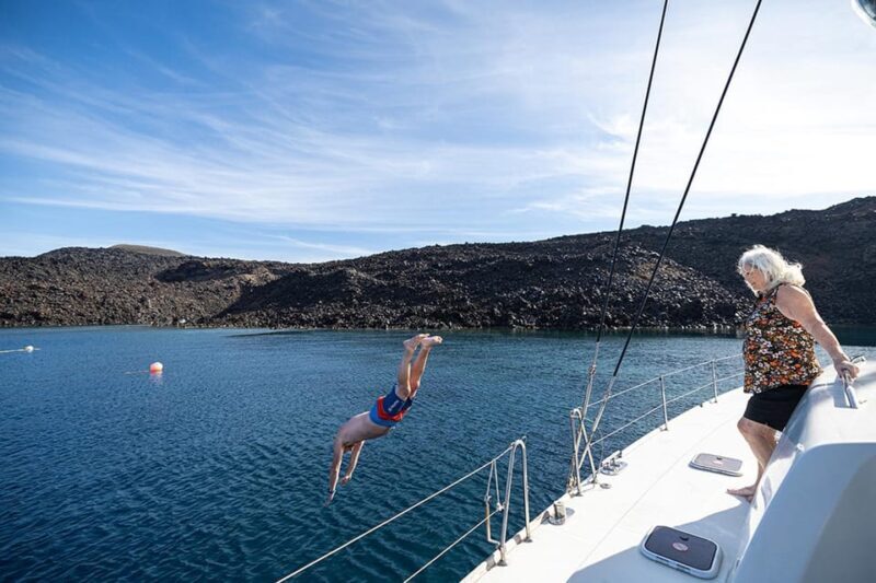 SANTORINI PRIVATE SAILING CRUISE TOUR - FAQ