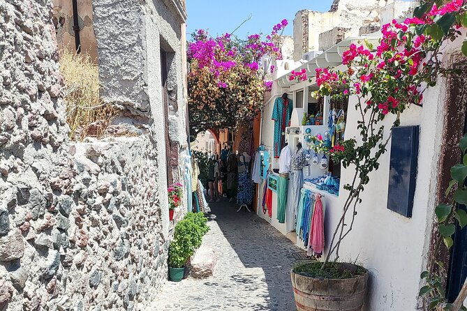 santorini-private-sightseeing-tour-with-local-guide-2