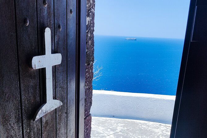 santorini-private-sightseeing-tour-with-local-guide