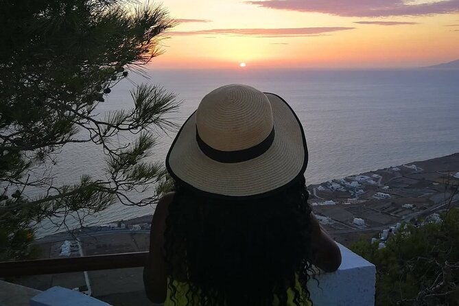 santorini-private-sunrise-tour