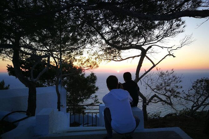 santorini-private-sunrise-tour