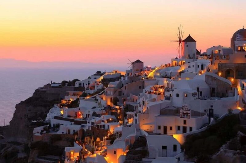 Santorini: Private Sunset Tour to Oia & Ammoudi Bay - Detailed Breakdown: Why This Experience Works