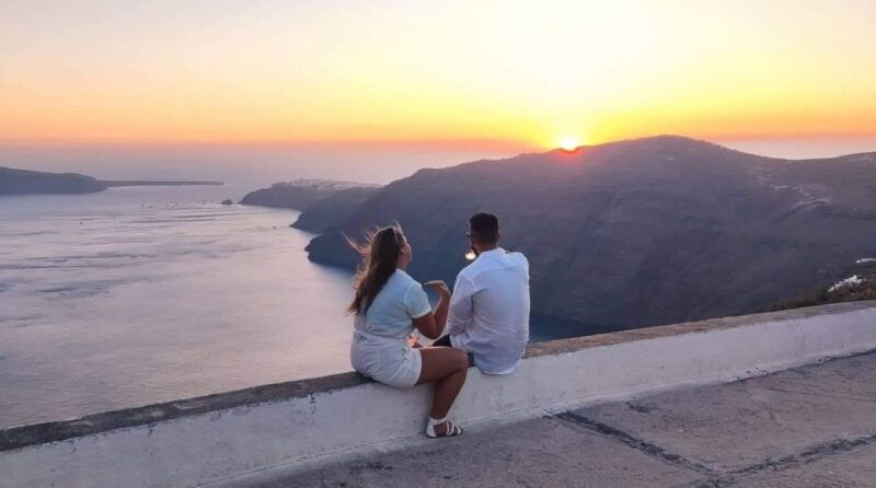 santorini-private-sunset-tour-with-picnic-transfer