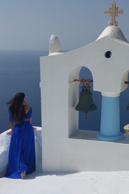 Santorini: Private Sunset Tour with Wine Tasting and Dinner - Key Points