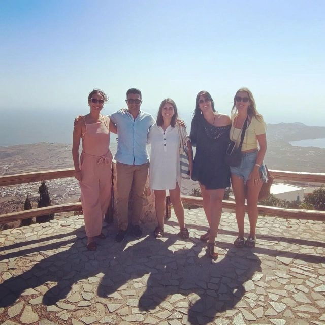 santorini-private-tour-colors-of-santorini-2