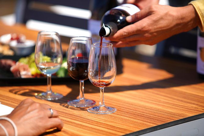 santorini-private-wine-and-food-tour