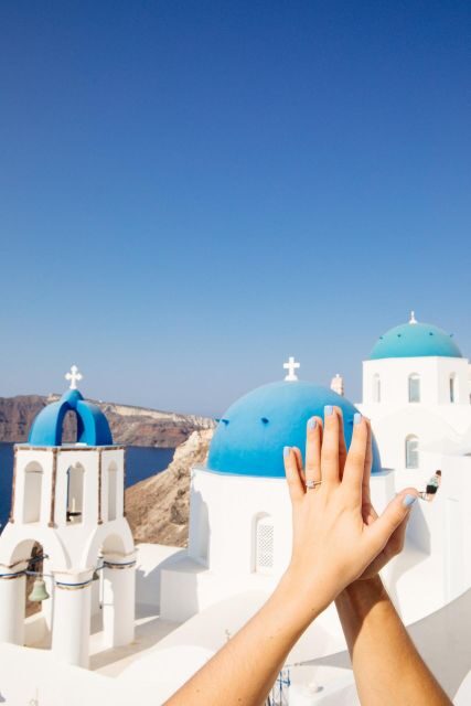 Santorini Proposal: A Luxury Photoshoot for Your Yes! Moment - The Experience: What You Can Expect