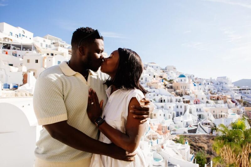 Santorini Proposal: A Luxury Photoshoot for Your Yes! Moment - The Best Locations for Your Proposal