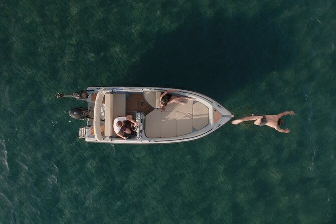 santorini-rent-a-boat-license-free-2