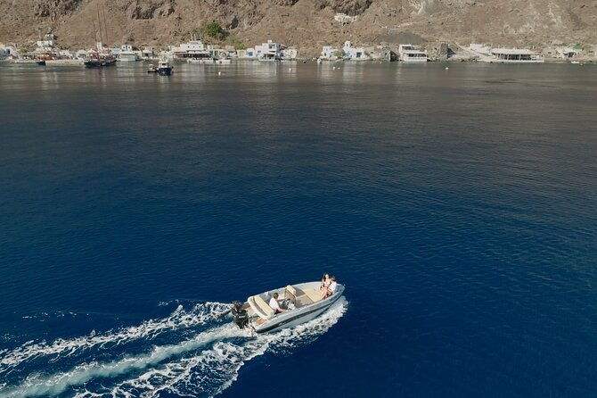 santorini-rent-a-boat-license-free-2