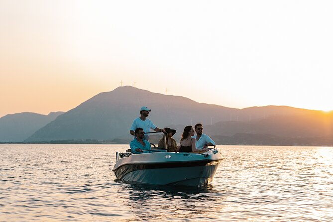 santorini-rent-a-boat-license-free-2