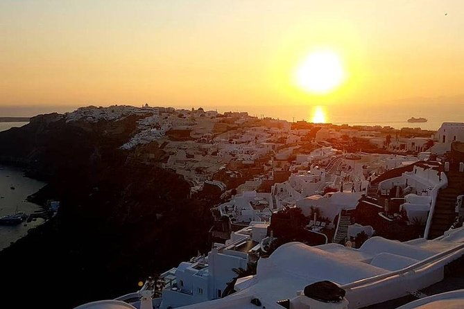 santorini-round-tour