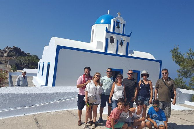santorini-sightseeing-private-custom-made-tour-4