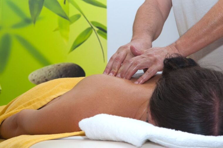 santorini-singles-aromatherapy-massages