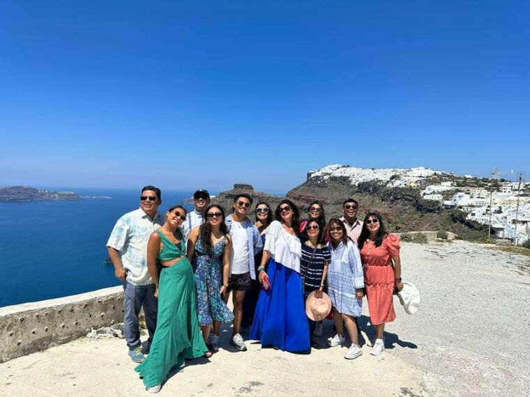 santorini-small-group-sightseeing-tour-with-a-local-guide