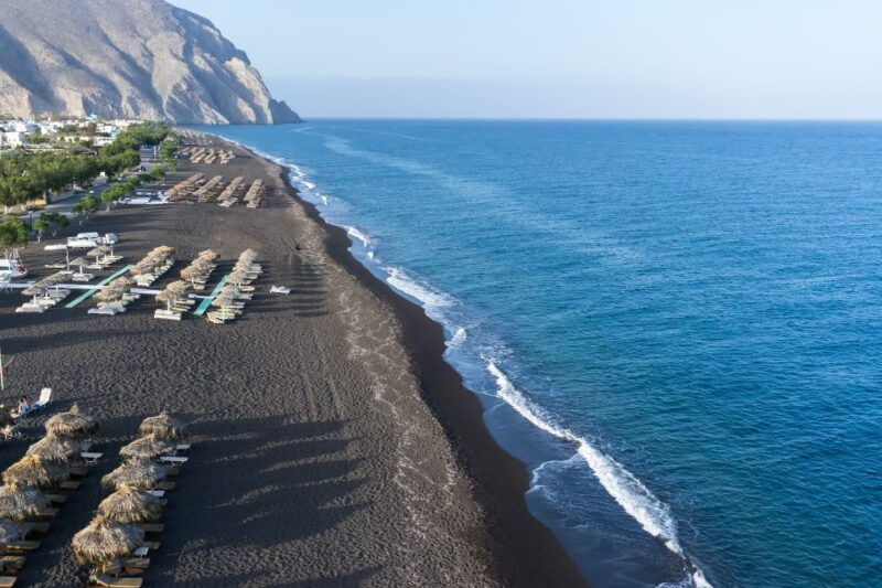 santorini-small-group-tour-with-wine-tasting-food-pairing
