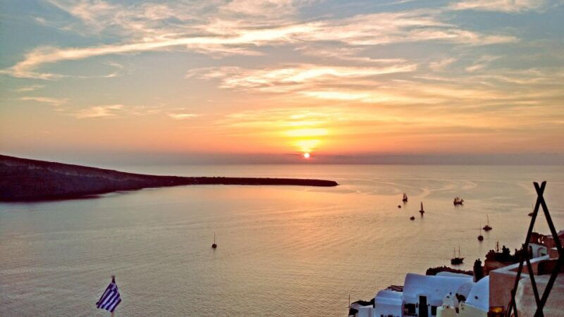santorini-sunset-chasing-adventure-half-day-private-tour