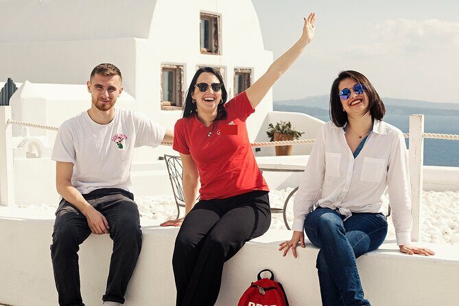 Santorini Sunset Walking Tour inc. tastings and 5 drinks - FAQ
