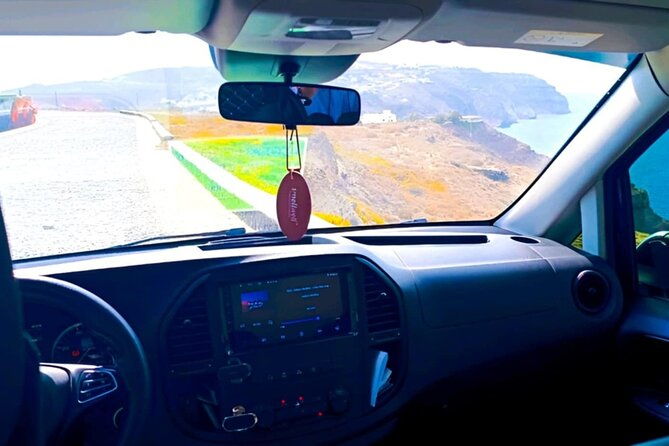 santorini-taxi-service-2