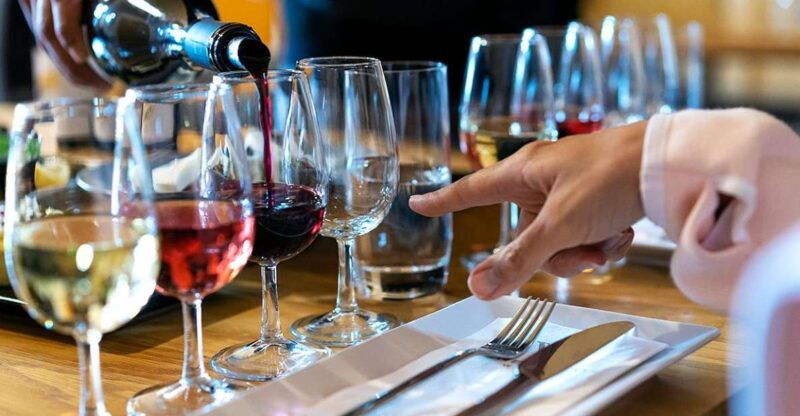 santorini-through-the-grapevine-tour-winery-tasting-tour