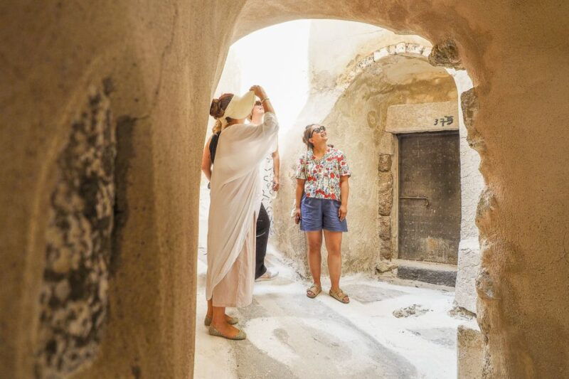 santorini-top-sights-day-trip-wine-tasting-oia-sunset