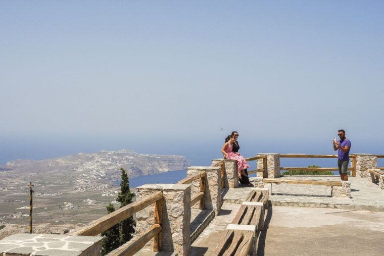 santorini-top-sights-day-trip-wine-tasting-oia-sunset