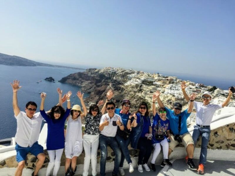 santorini-top-sights-small-group-tour-with-local-guide