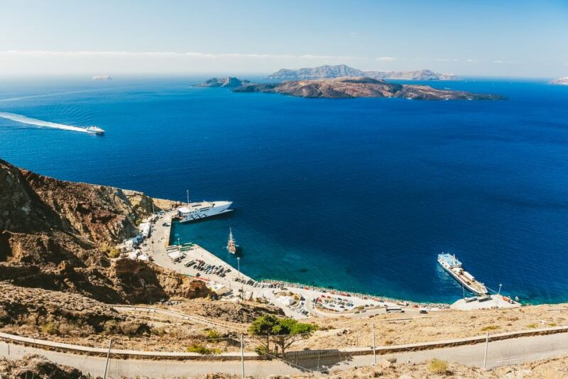 santorini-volcano-and-hot-springs-sunset-dinner-cruise