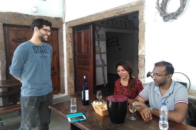 santorini-wine-tasting-food-pairing-taste-good-life-at-santorini