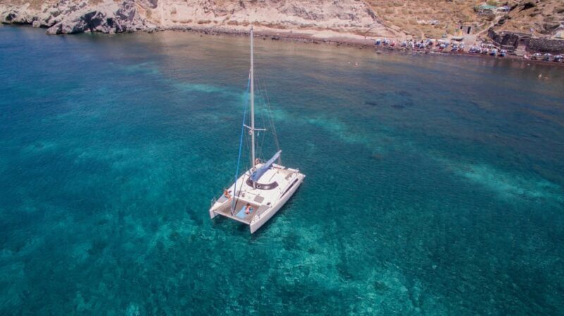 Santorini:Catamaran: private cruise with food & drinks - FAQ