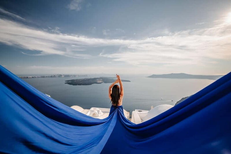 Santorini:Flying Dress shoot with Professional photographer - Is it Worth the Cost?