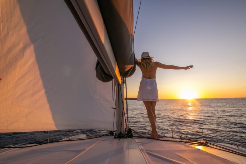 Santorini:Private Catamaran Tour with BBQ & Unlimited Drinks - An Intimate Look at the Santorini Catamaran Experience