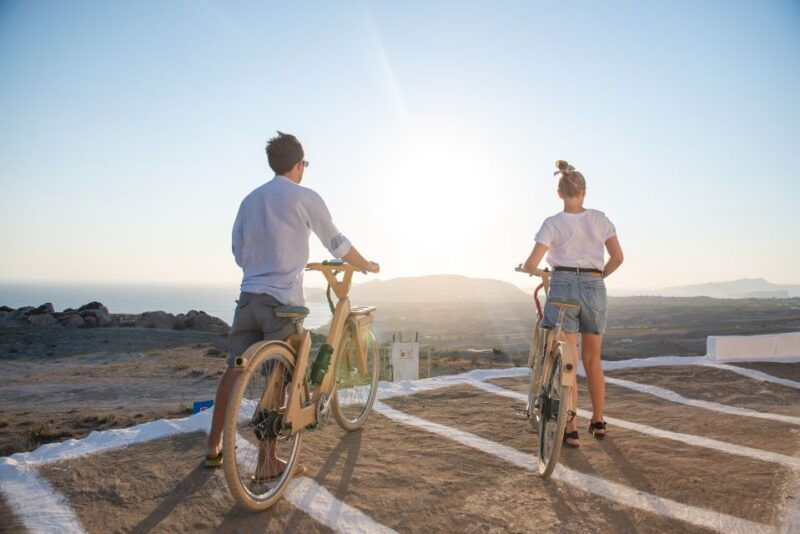 santorinis-handcrafted-wooden-e-bike-rental