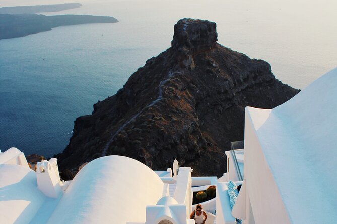 santorinis-story-insta-and-tiktok-experience-private-tour